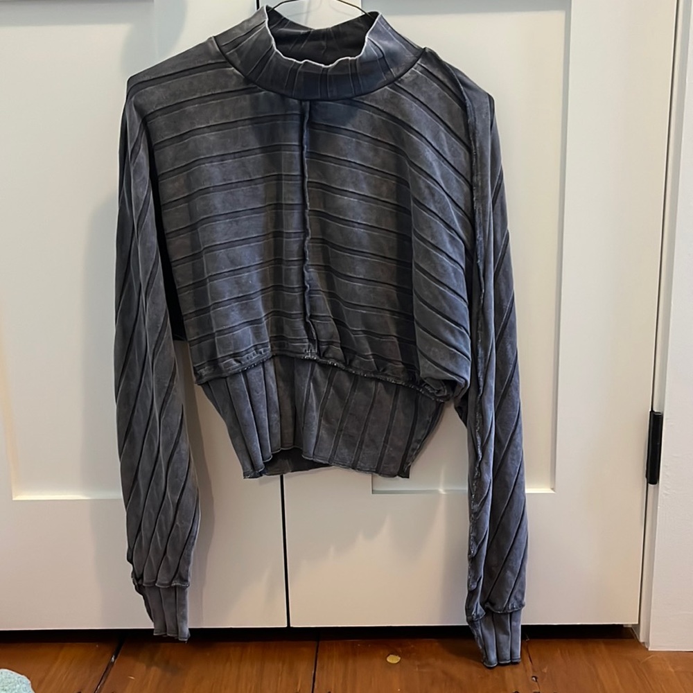 Gently worn urban outfitters shirt